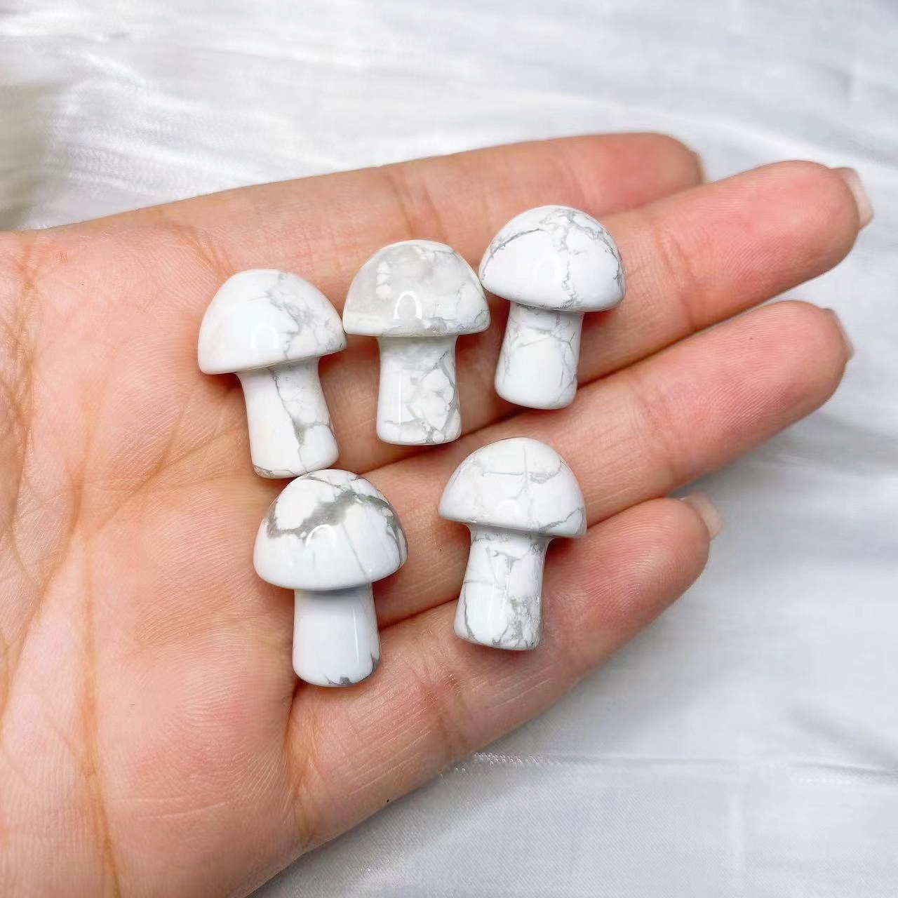Natural Crystal Mini Mushroom  - مراجعة Aquarium Plant Ornament وسعره
